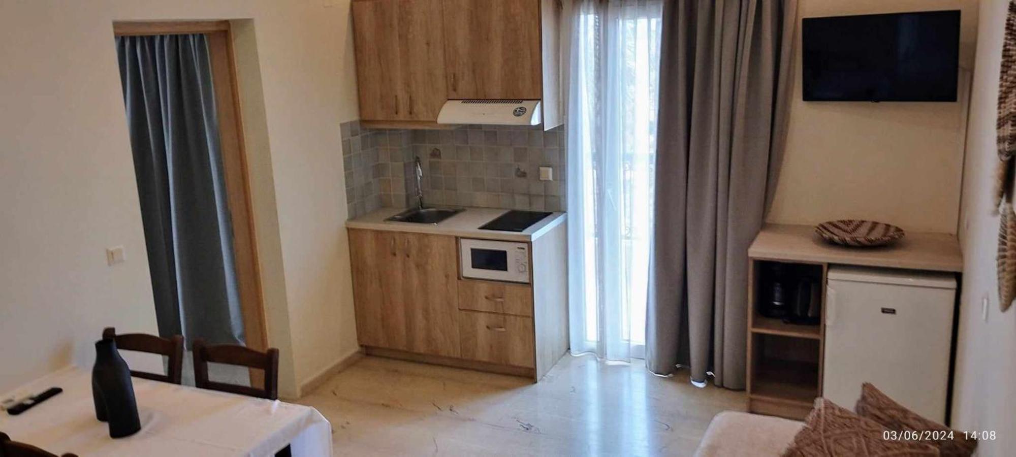 Lofos Apartments Prínos Esterno foto